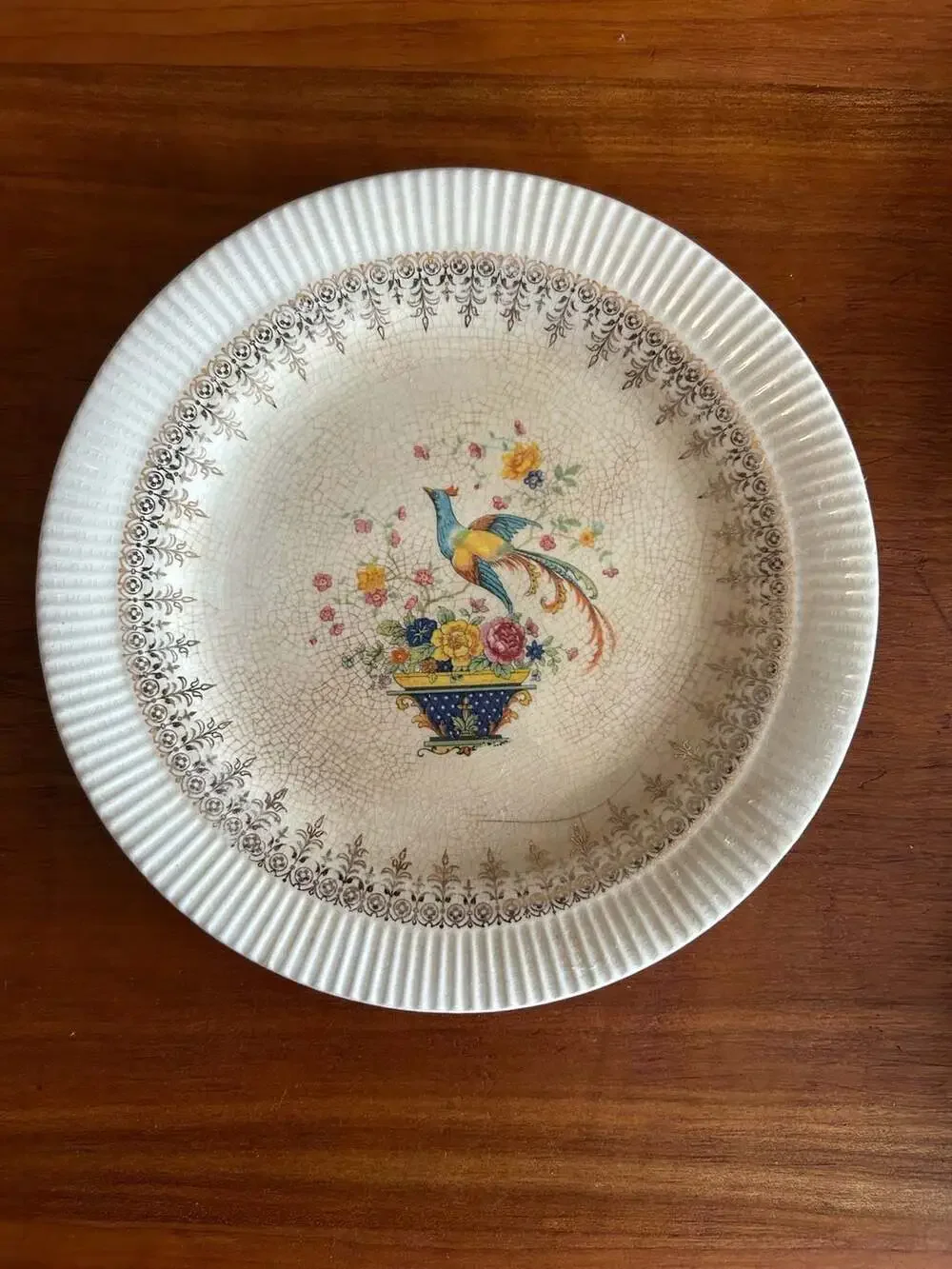 Vintage Salem China Bird of Paradise Victory Pattern Plate w/ 23 Karat Gold Trim